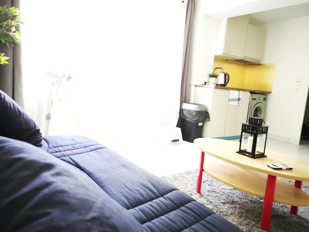 Studio De Charme, 30' Paris, 5' Evry, 10' Orly Ris-Orangis Extérieur photo